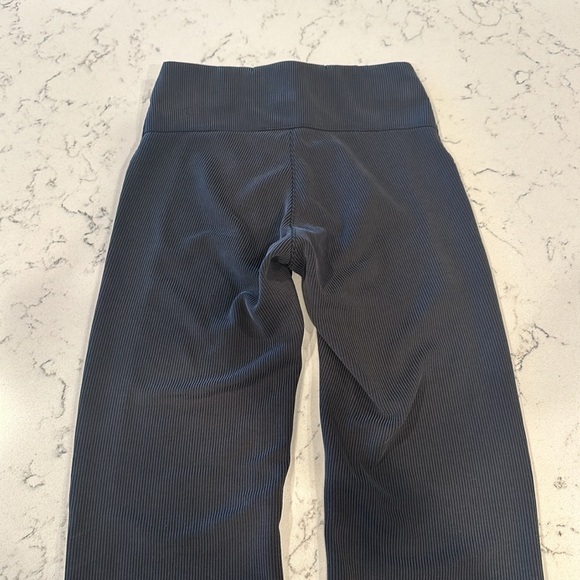 Lululemon Brushed Softstreme Ribbed Zip Flared Pant 32.5" - Picture 7 of 8